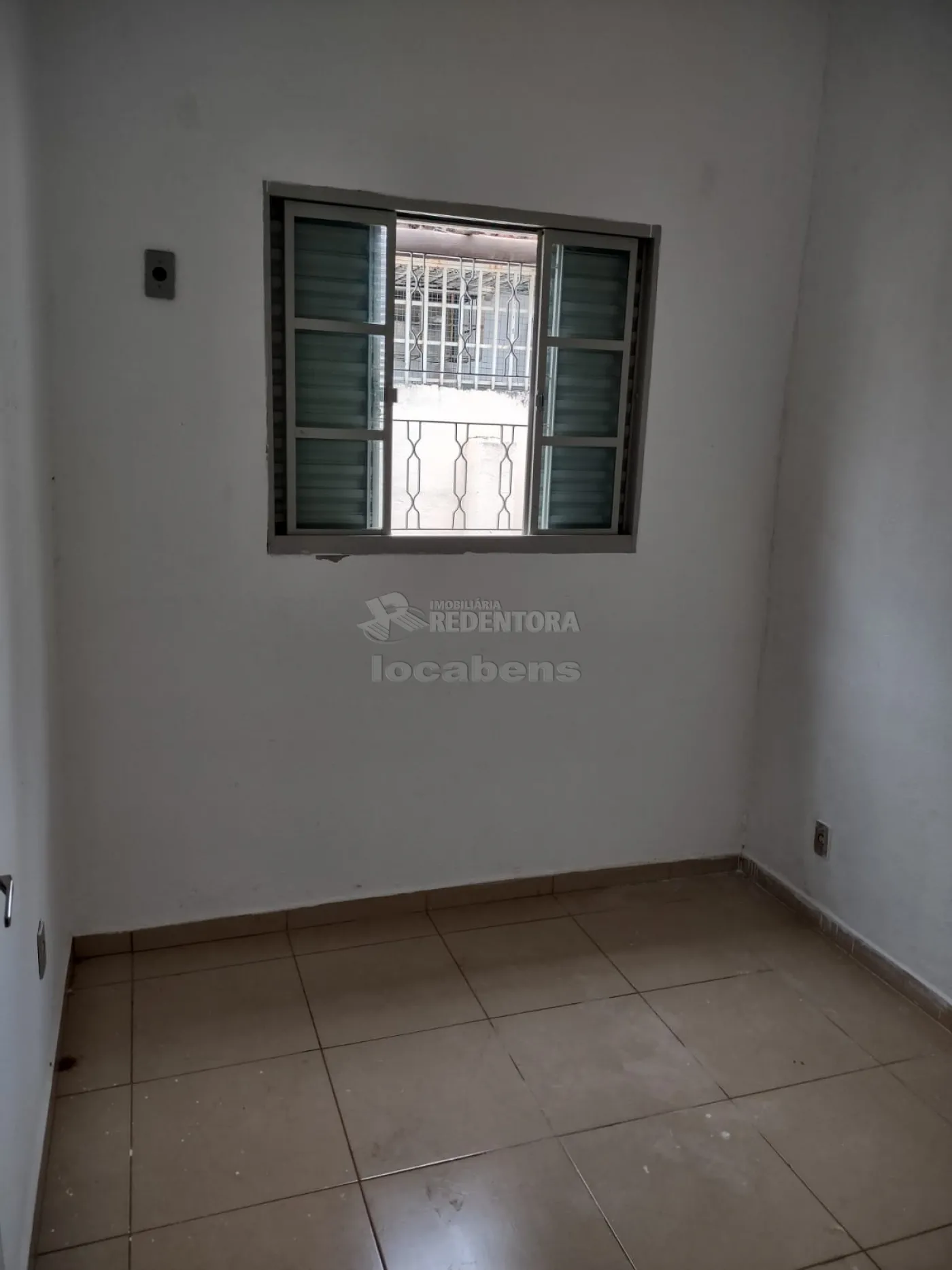 Alugar Casa / Padrão em São José do Rio Preto R$ 3.000,00 - Foto 4