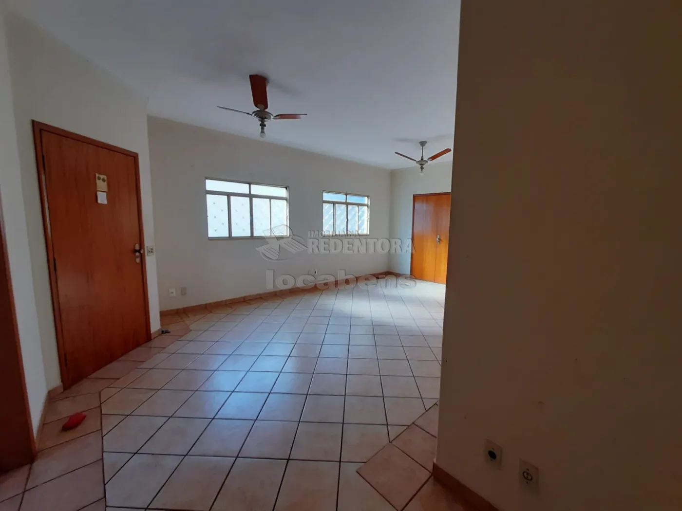 Alugar Casa / Padrão em São José do Rio Preto R$ 3.000,00 - Foto 6