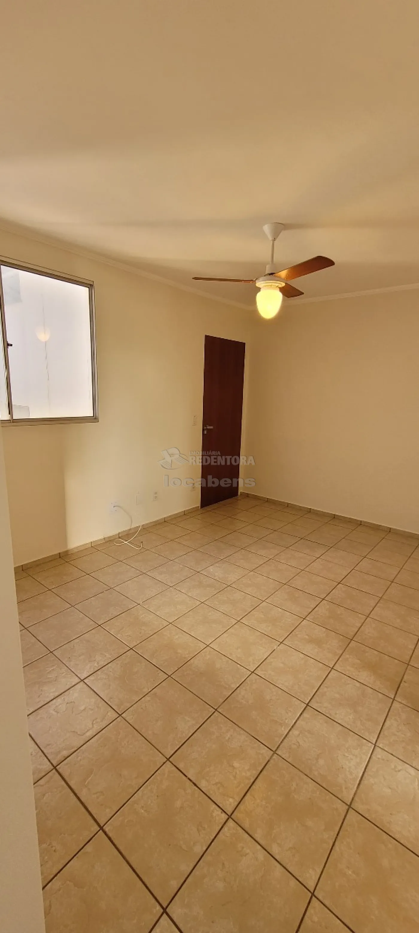 Comprar Apartamento / Padrão em São José do Rio Preto R$ 170.000,00 - Foto 2