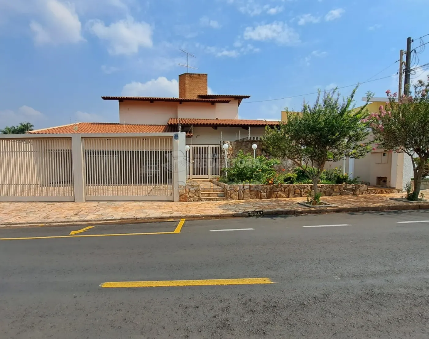 Alugar Casa / Padrão em São José do Rio Preto R$ 4.800,00 - Foto 3