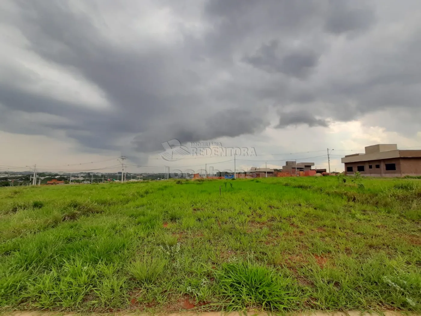 Comprar Terreno / Padrão em São José do Rio Preto R$ 110.000,00 - Foto 1