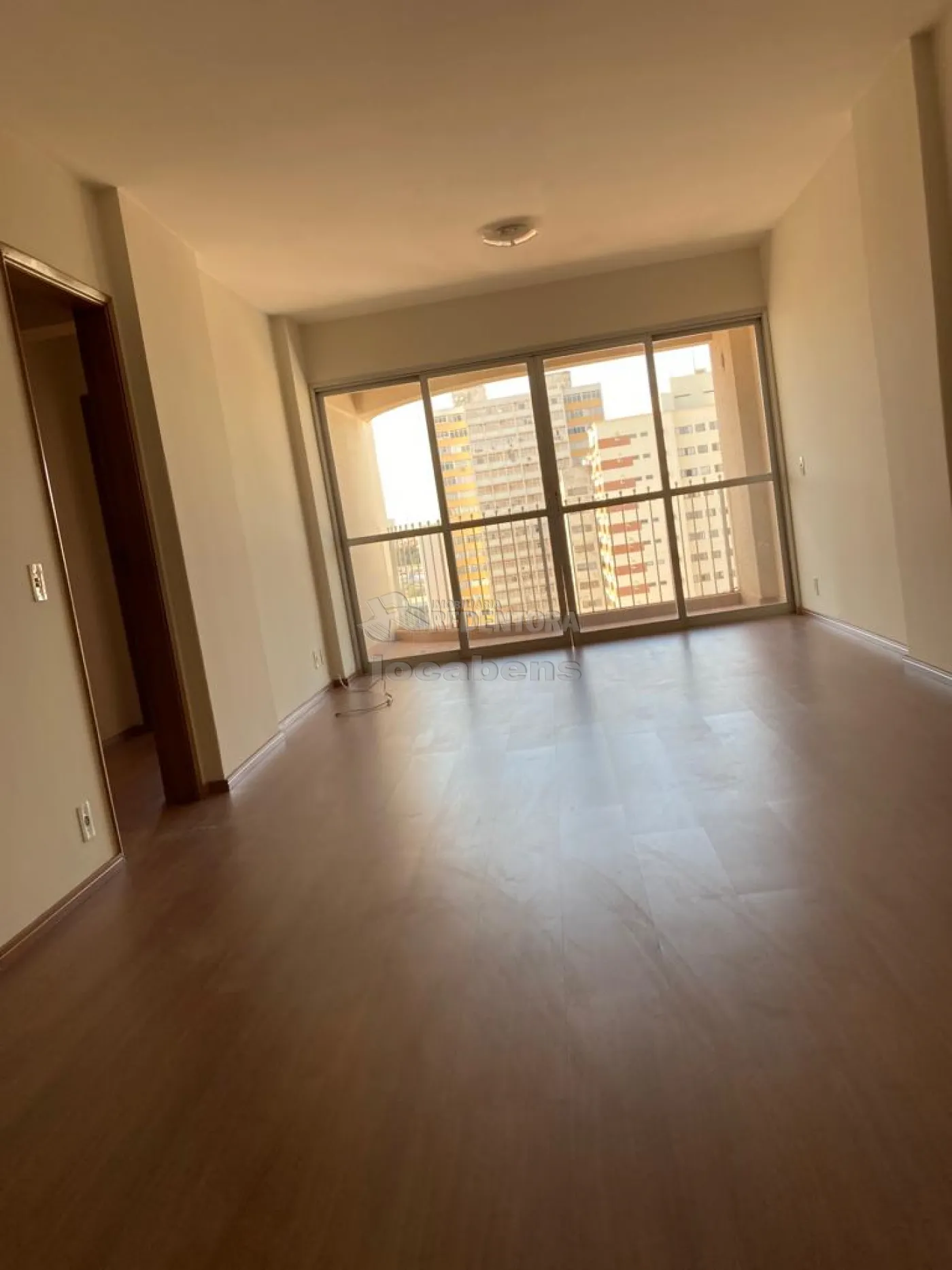 Comprar Apartamento / Padrão em São José do Rio Preto R$ 390.000,00 - Foto 1