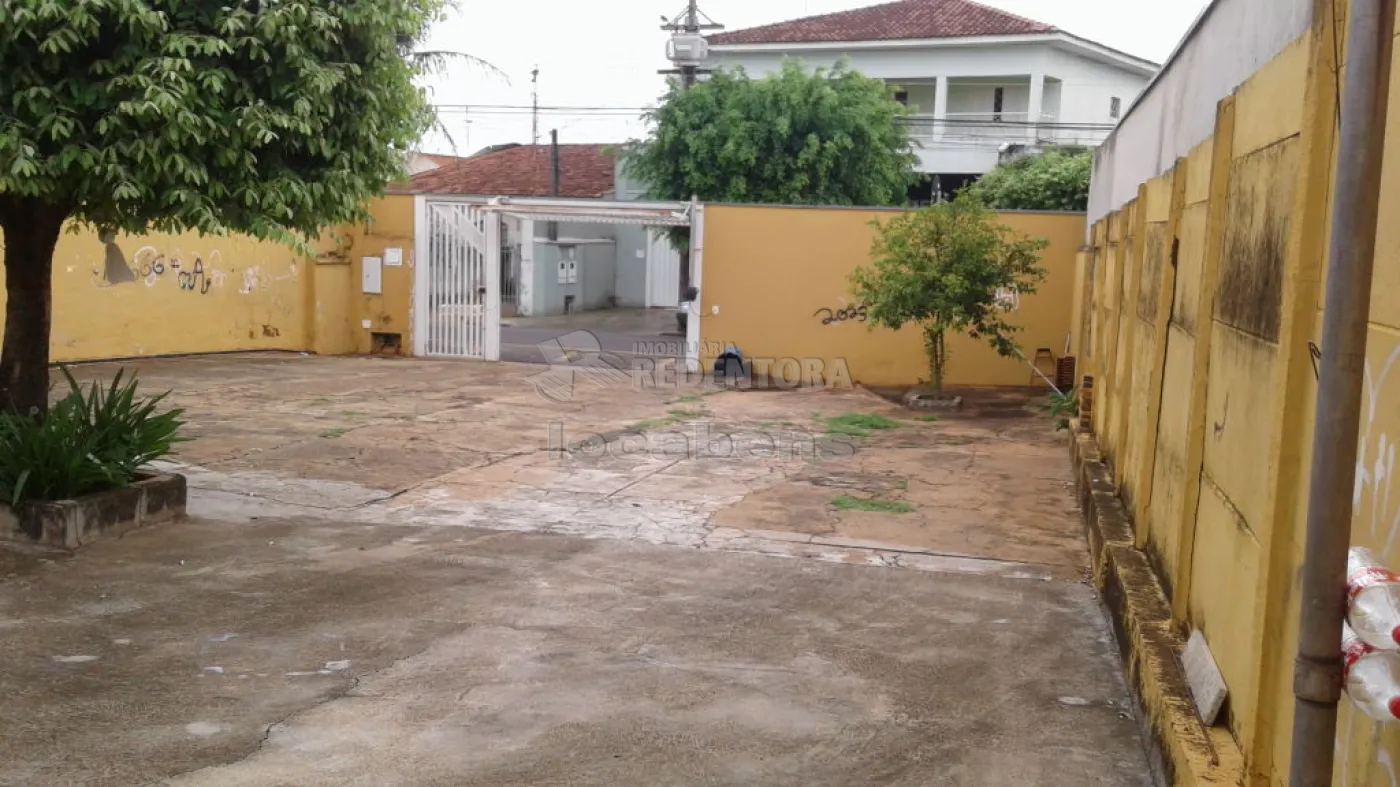 Comprar Casa / Padrão em São José do Rio Preto R$ 300.000,00 - Foto 1