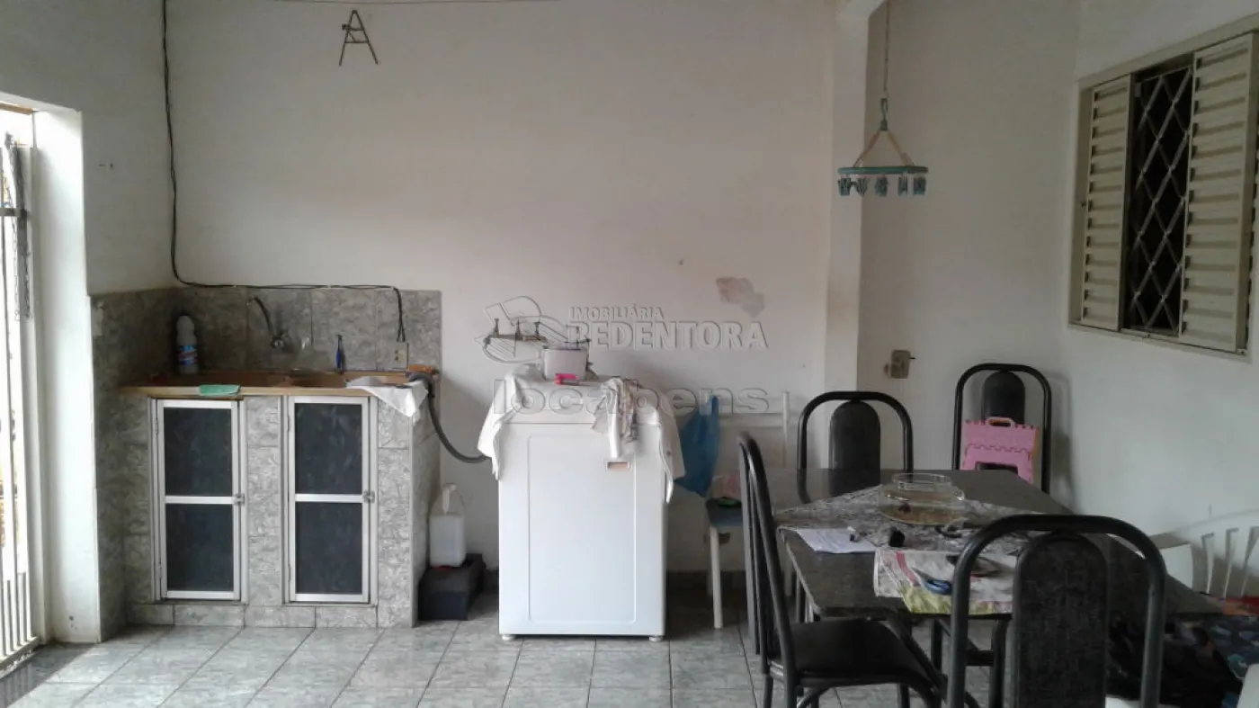 Comprar Casa / Padrão em São José do Rio Preto R$ 300.000,00 - Foto 5