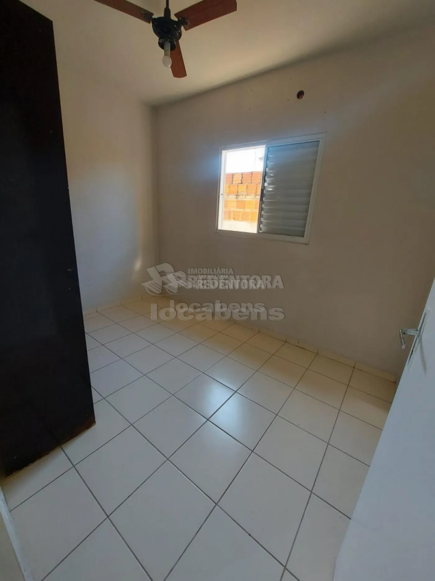 Comprar Casa / Padrão em São José do Rio Preto R$ 265.000,00 - Foto 3