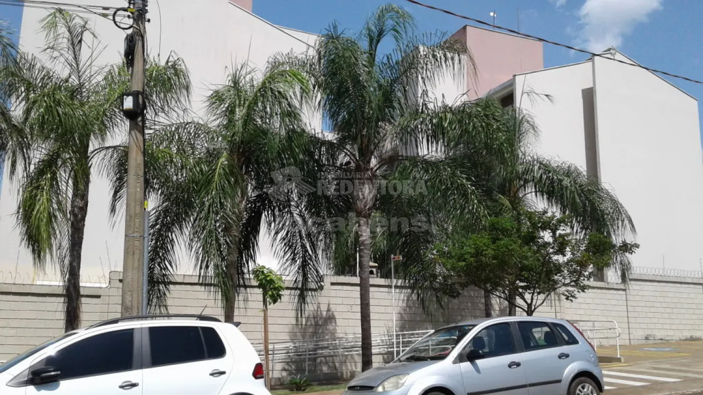 Comprar Apartamento / Padrão em São José do Rio Preto apenas R$ 235.000,00 - Foto 1
