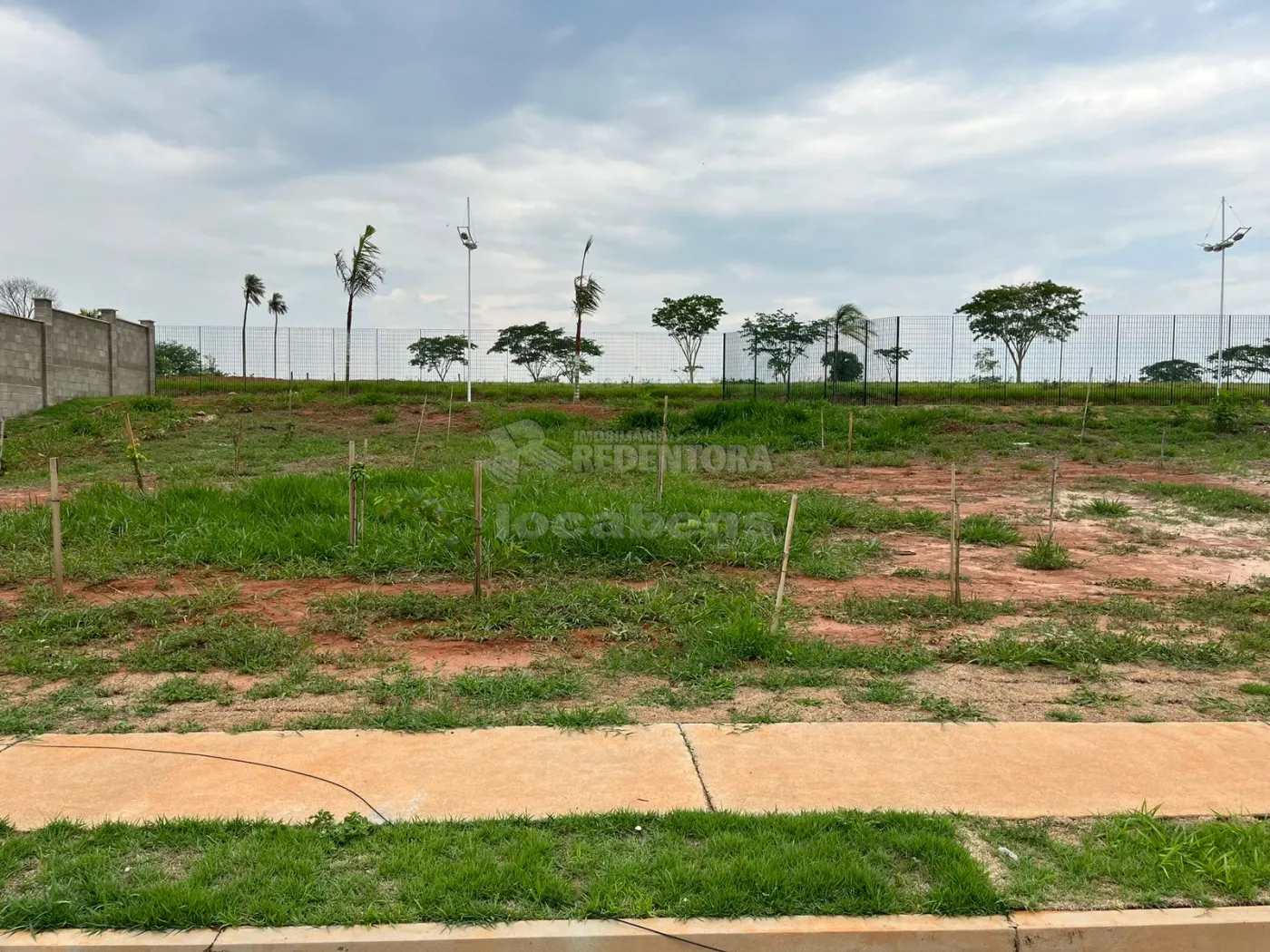 Comprar Terreno / Condomínio em São José do Rio Preto R$ 340.000,00 - Foto 4