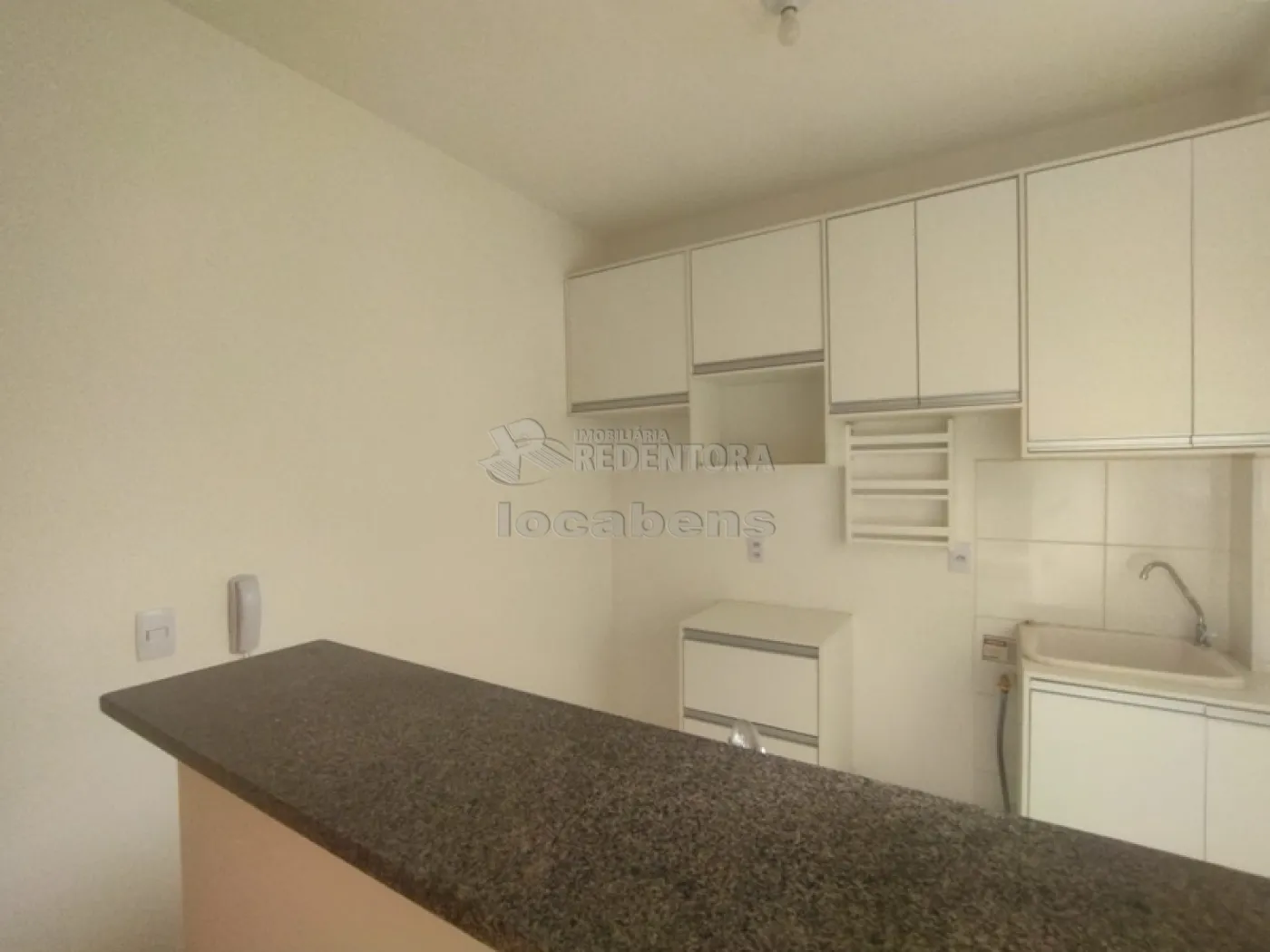 Alugar Apartamento / Padrão em São José do Rio Preto R$ 1.100,00 - Foto 4