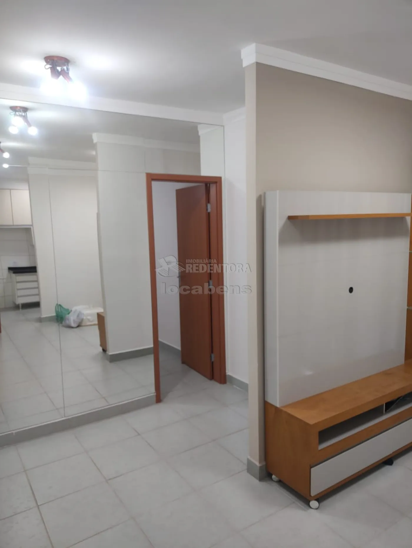 Comprar Apartamento / Padrão em São José do Rio Preto R$ 295.000,00 - Foto 2
