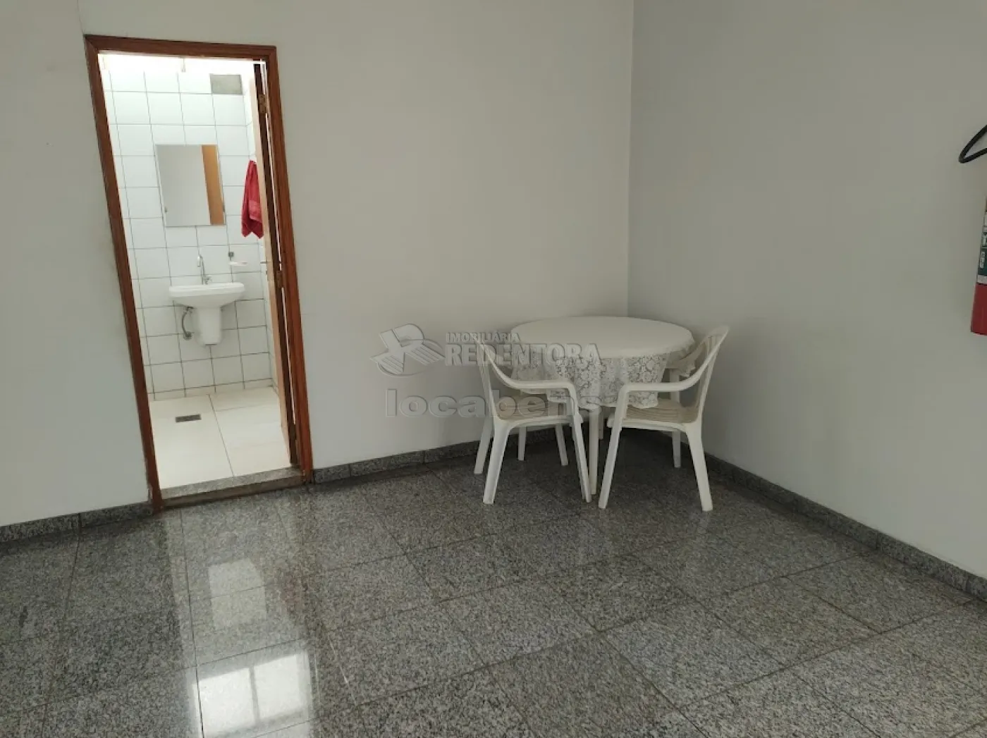 Alugar Apartamento / Padrão em São José do Rio Preto R$ 700,00 - Foto 14