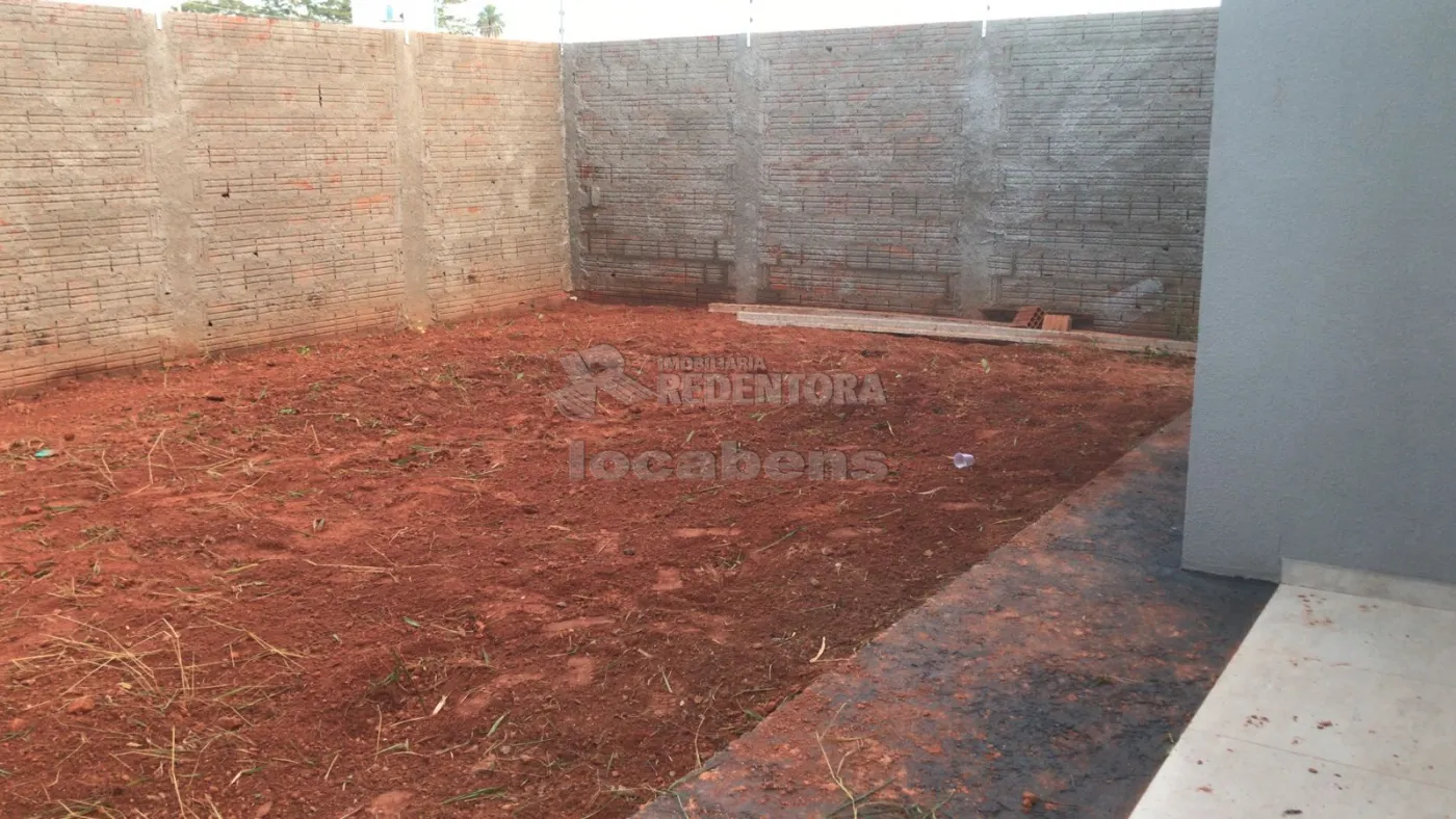 Comprar Casa / Padrão em São José do Rio Preto R$ 270.000,00 - Foto 17