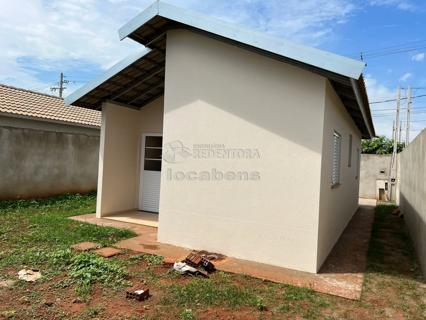 Comprar Casa / Padrão em São José do Rio Preto R$ 170.000,00 - Foto 2