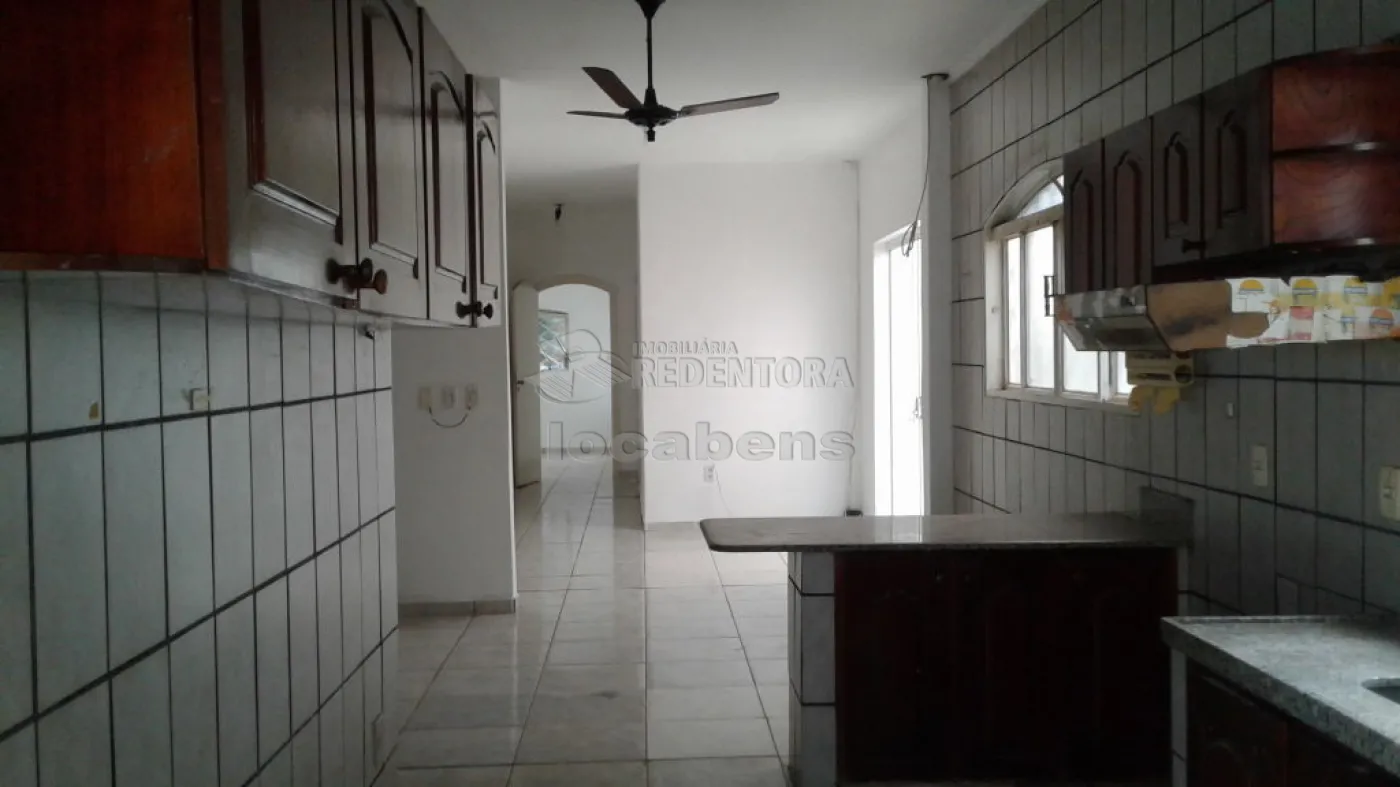 Comprar Casa / Padrão em São José do Rio Preto R$ 750.000,00 - Foto 3