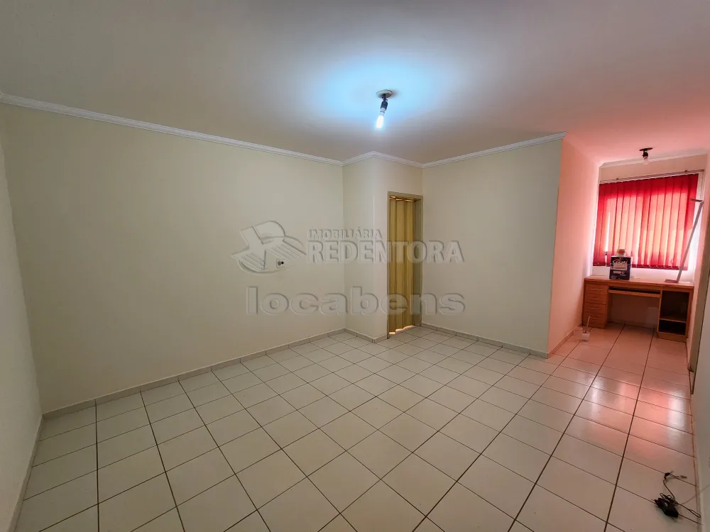 Alugar Apartamento / Padrão em São José do Rio Preto R$ 950,00 - Foto 1