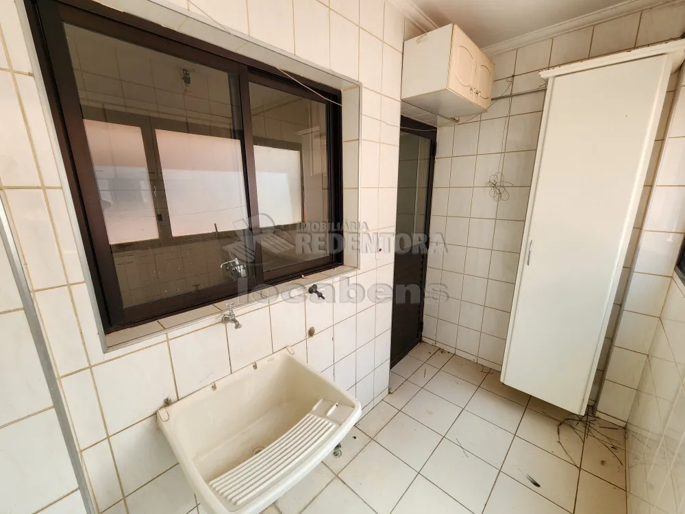 Alugar Apartamento / Padrão em São José do Rio Preto R$ 950,00 - Foto 5