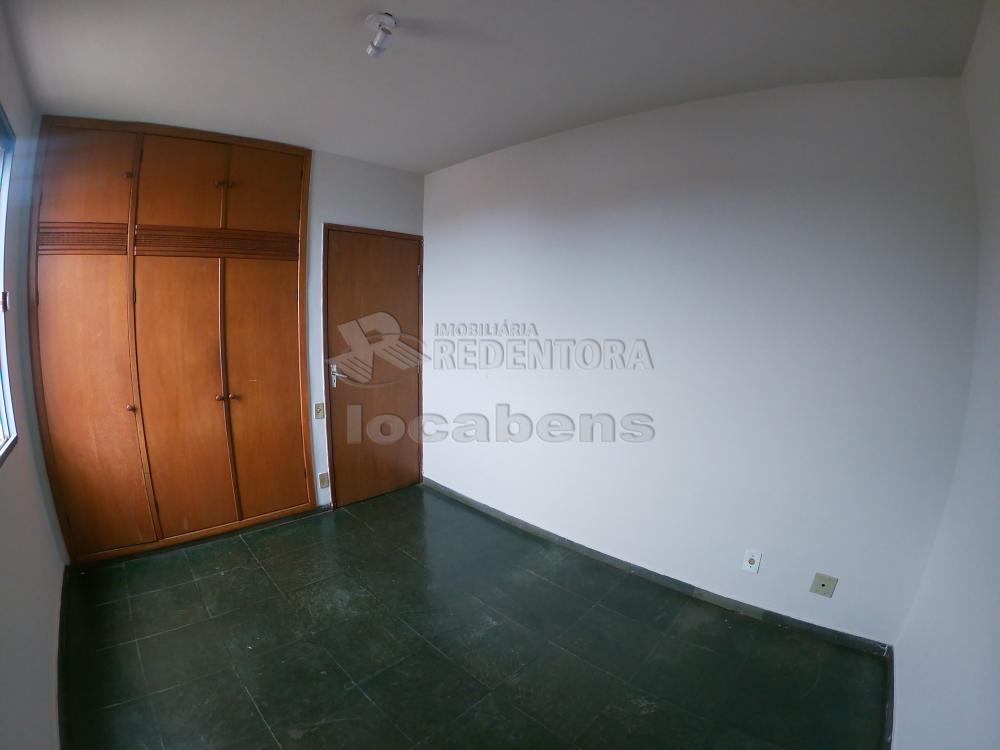 Alugar Apartamento / Padrão em São José do Rio Preto R$ 750,00 - Foto 17