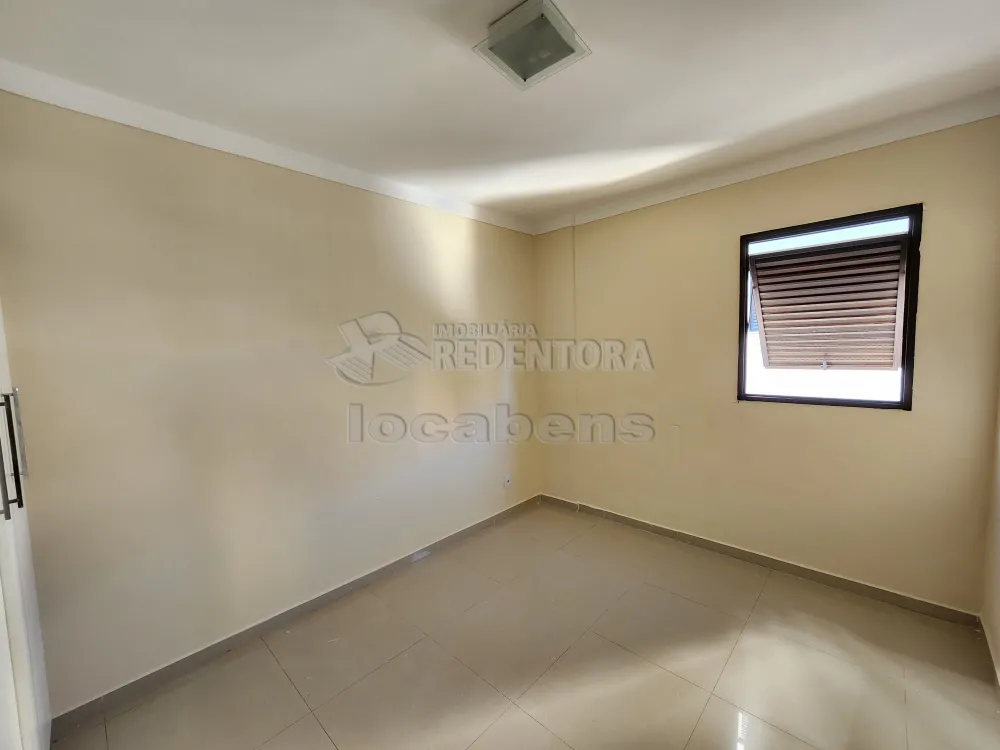 Apartamento para alugar com 2 quartos, 70m² - Foto 8