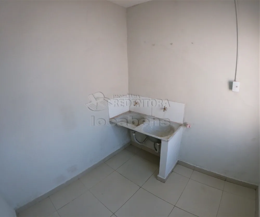 Alugar Casa / Padrão em São José do Rio Preto R$ 2.100,00 - Foto 18