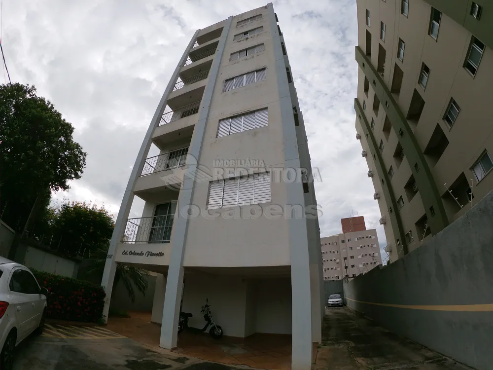 Alugar Apartamento / Padrão em São José do Rio Preto apenas R$ 900,00 - Foto 1