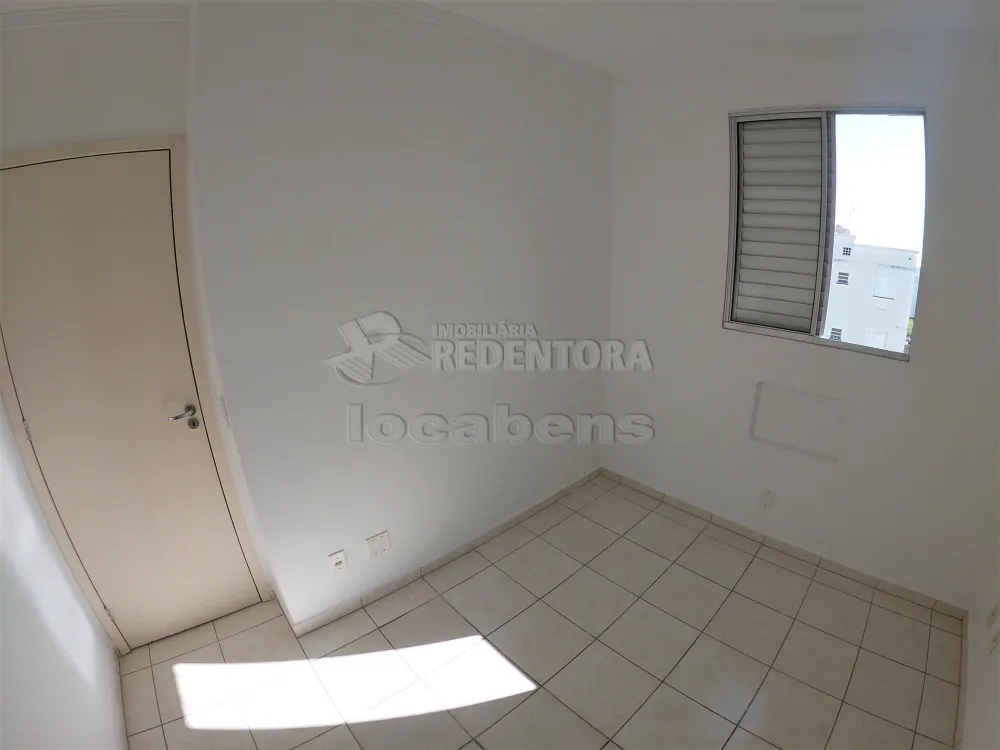 Alugar Apartamento / Padrão em São José do Rio Preto R$ 700,00 - Foto 8