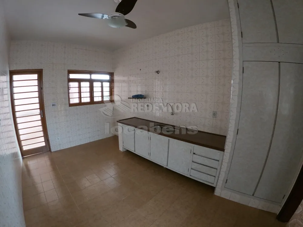 Alugar Casa / Padrão em São José do Rio Preto R$ 1.428,51 - Foto 22