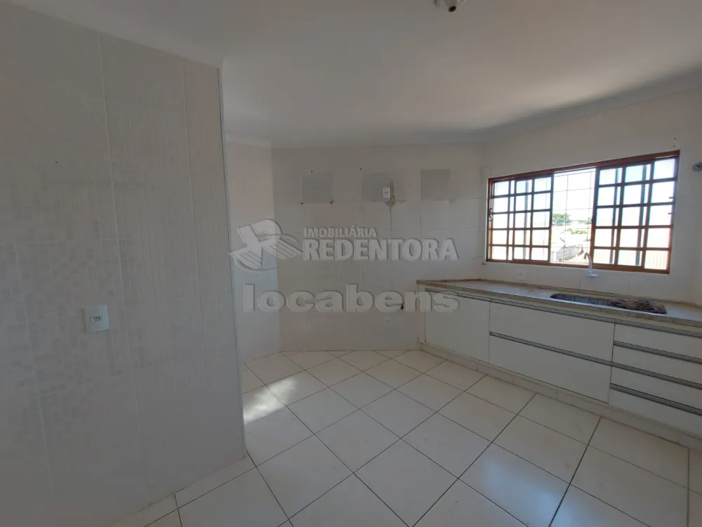 Alugar Apartamento / Padrão em São José do Rio Preto R$ 708,00 - Foto 3
