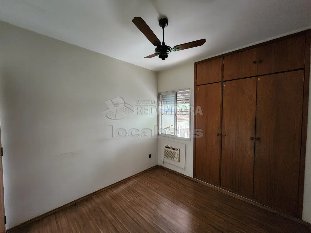 Alugar Apartamento / Padrão em São José do Rio Preto R$ 1.154,08 - Foto 14