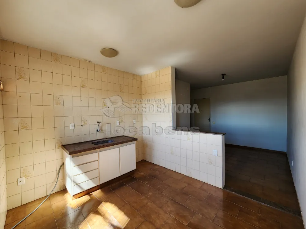 Alugar Apartamento / Padrão em São José do Rio Preto R$ 600,00 - Foto 3