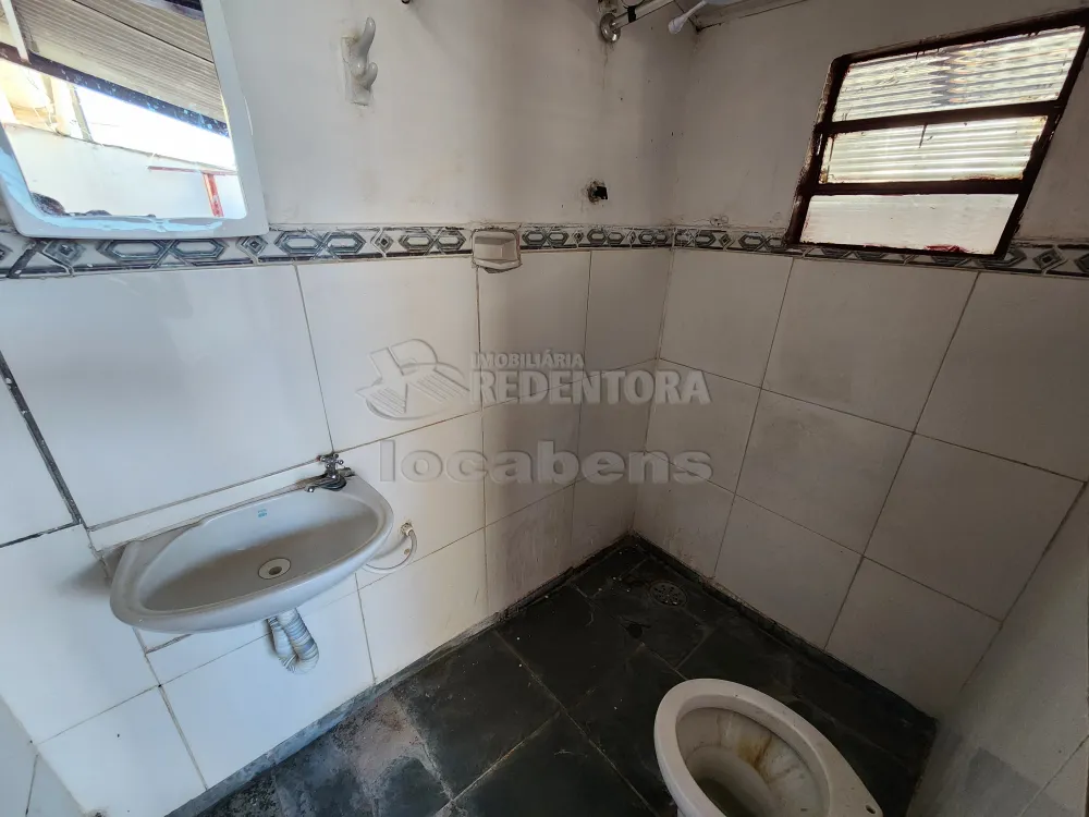 Alugar Casa / Padrão em São José do Rio Preto R$ 600,00 - Foto 7