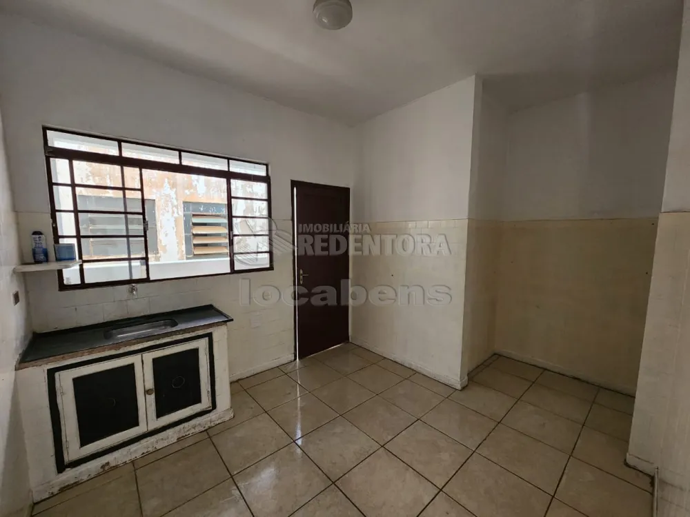 Alugar Apartamento / Padrão em São José do Rio Preto R$ 600,00 - Foto 4