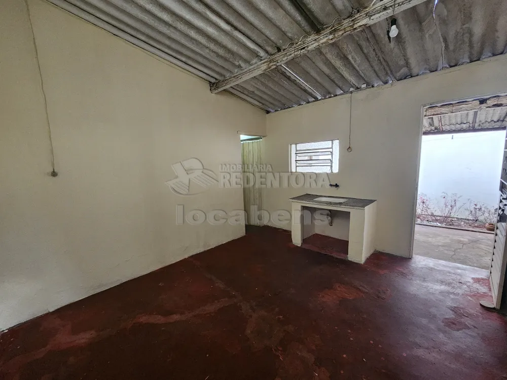 Alugar Casa / Padrão em São José do Rio Preto apenas R$ 700,00 - Foto 8