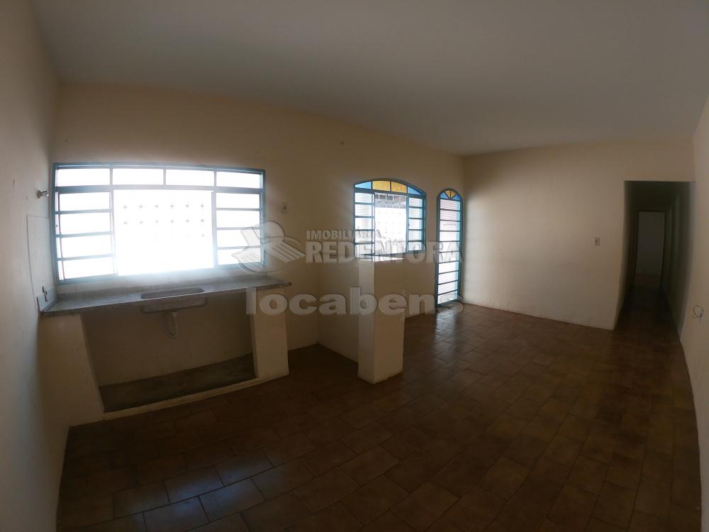 Alugar Casa / Padrão em São José do Rio Preto R$ 850,00 - Foto 7