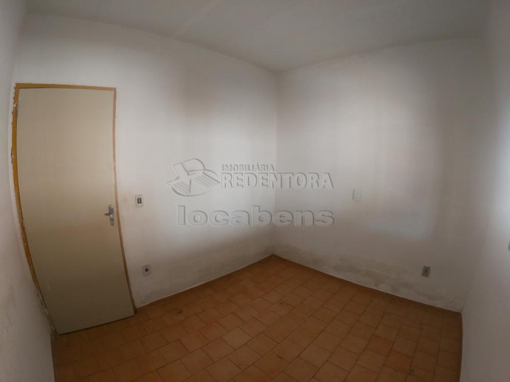 Alugar Casa / Padrão em São José do Rio Preto R$ 850,00 - Foto 11