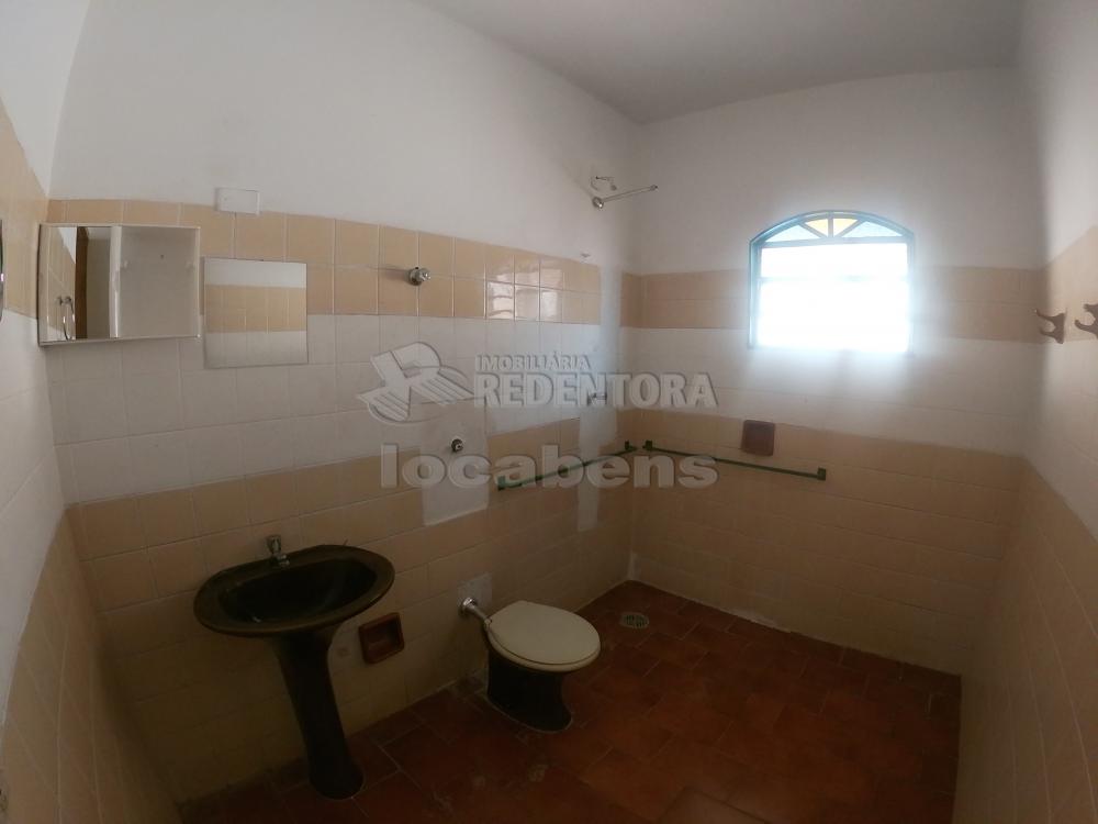 Alugar Casa / Padrão em São José do Rio Preto R$ 850,00 - Foto 12