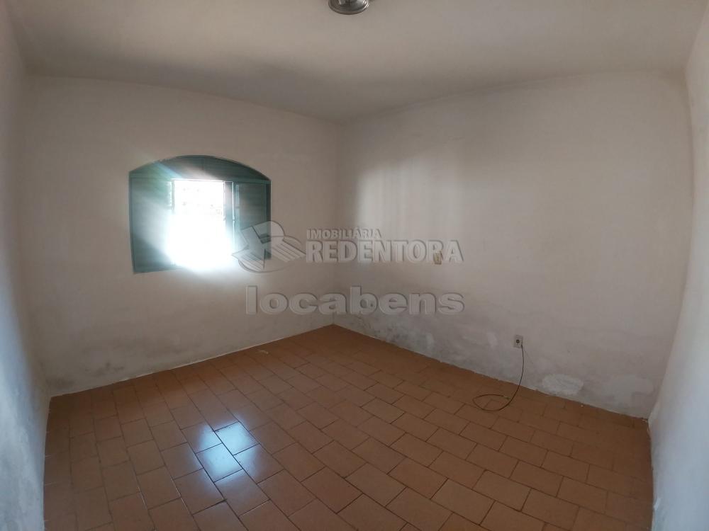 Alugar Casa / Padrão em São José do Rio Preto R$ 850,00 - Foto 13