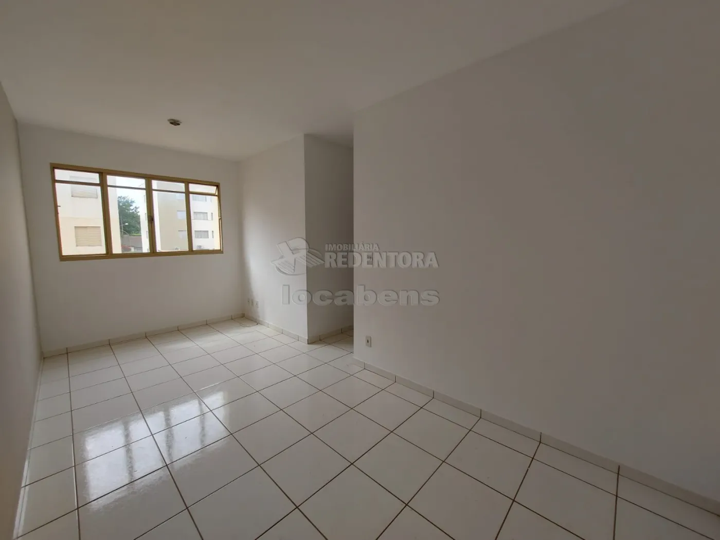 Alugar Apartamento / Padrão em São José do Rio Preto R$ 690,00 - Foto 1