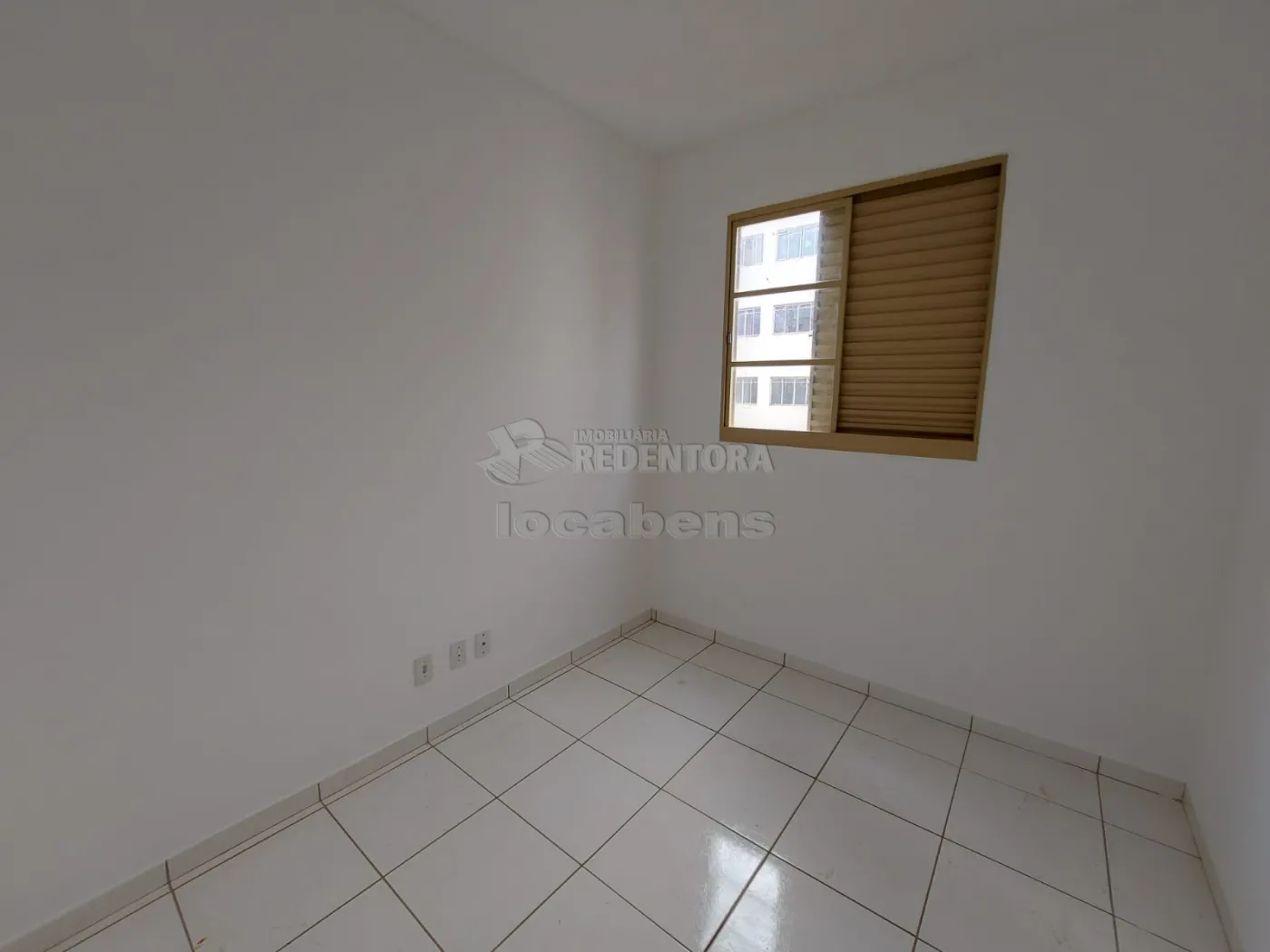 Alugar Apartamento / Padrão em São José do Rio Preto R$ 690,00 - Foto 8
