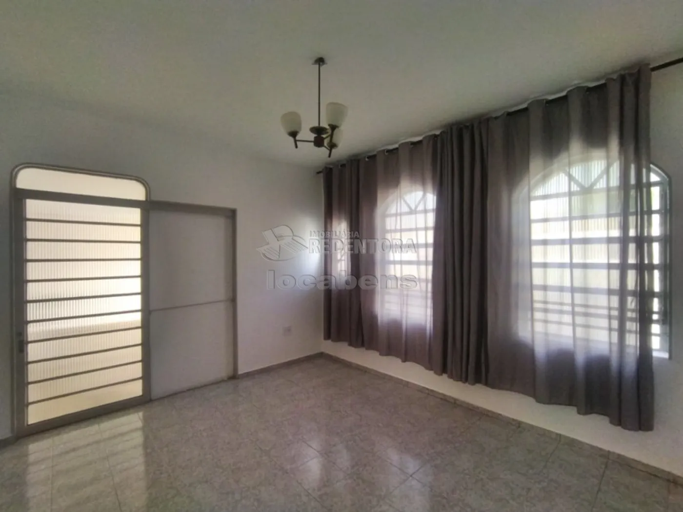 Alugar Casa / Padrão em São José do Rio Preto R$ 2.500,00 - Foto 5