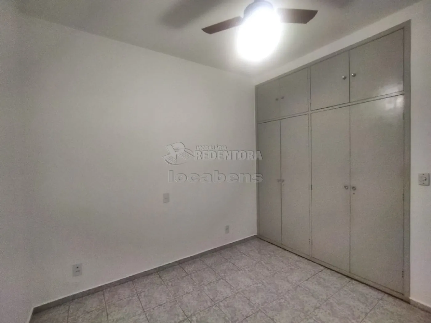 Alugar Casa / Padrão em São José do Rio Preto R$ 2.500,00 - Foto 11