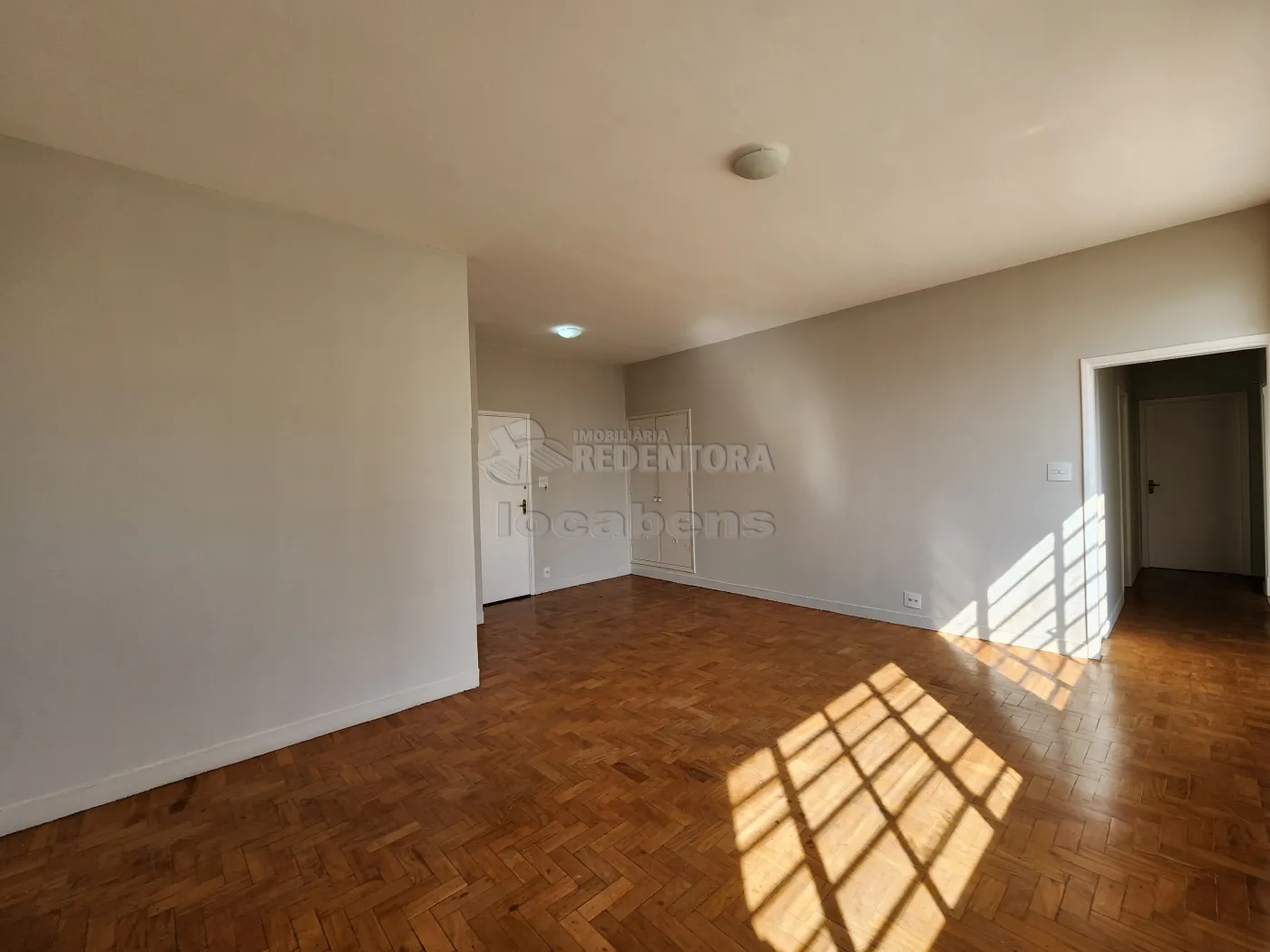 Alugar Apartamento / Padrão em São José do Rio Preto R$ 2.000,00 - Foto 2