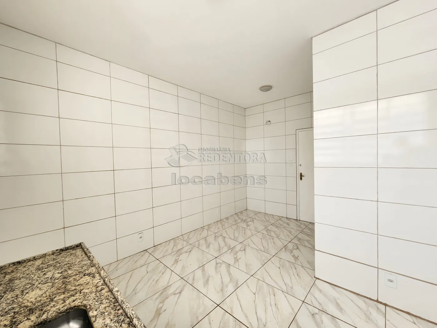 Alugar Apartamento / Padrão em São José do Rio Preto R$ 2.000,00 - Foto 4