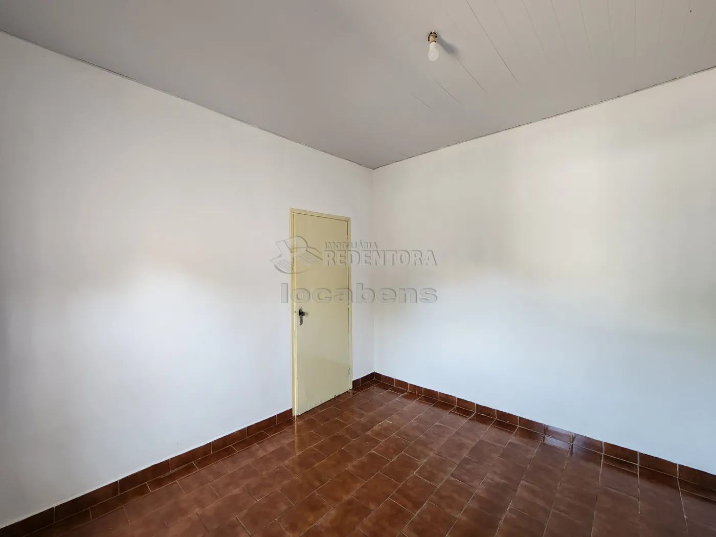Alugar Casa / Padrão em São José do Rio Preto R$ 1.290,00 - Foto 10
