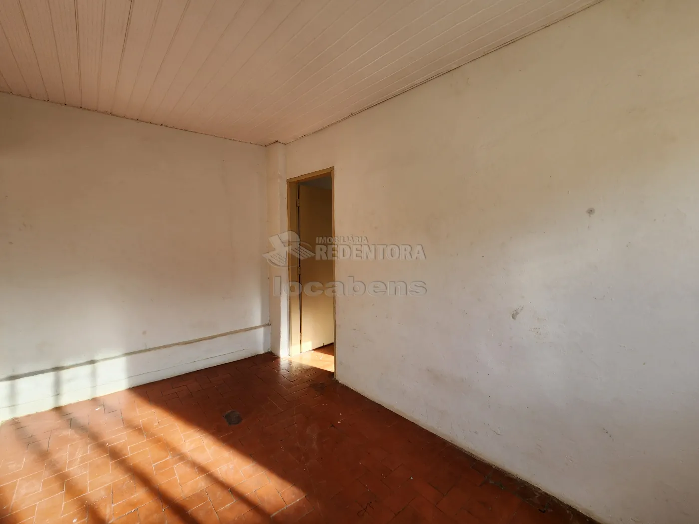 Alugar Casa / Padrão em São José do Rio Preto apenas R$ 650,00 - Foto 1