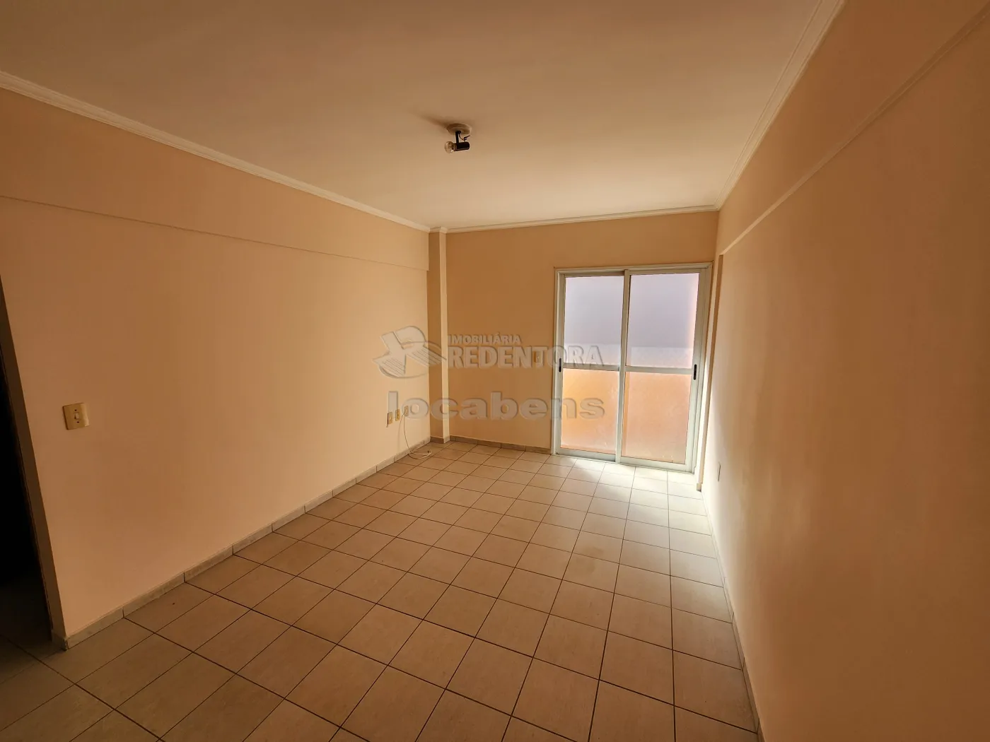 Alugar Apartamento / Padrão em São José do Rio Preto R$ 1.200,00 - Foto 1