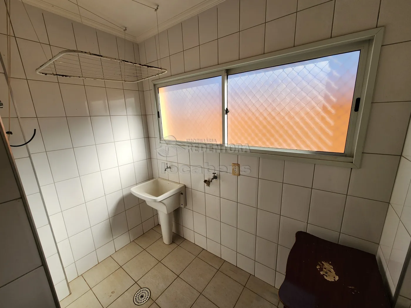 Alugar Apartamento / Padrão em São José do Rio Preto R$ 1.200,00 - Foto 5