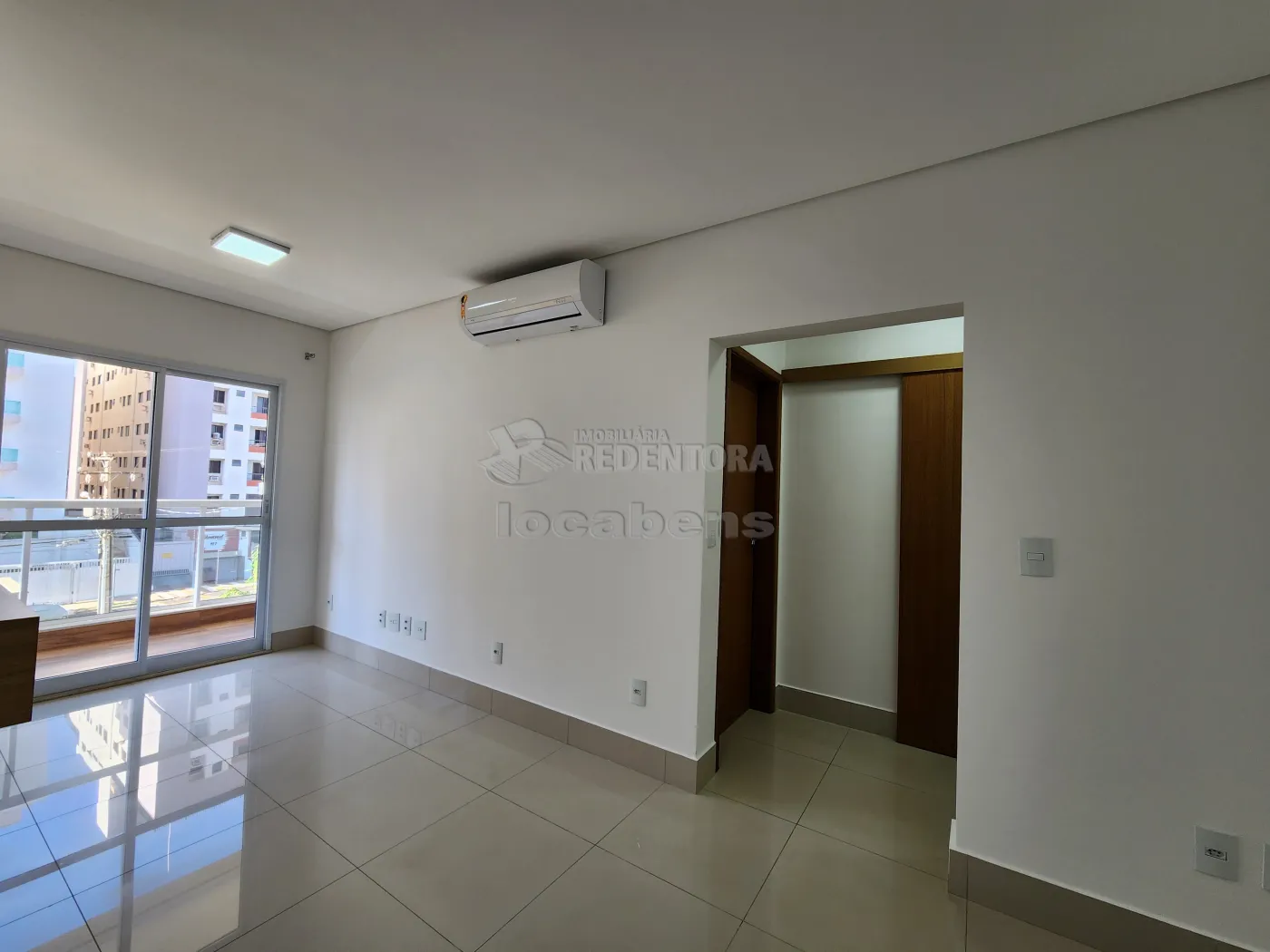 Alugar Apartamento / Padrão em São José do Rio Preto R$ 2.100,00 - Foto 1