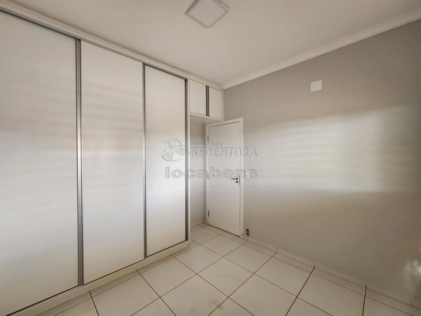 Apartamento para alugar com 2 quartos, 50m² - Foto 8