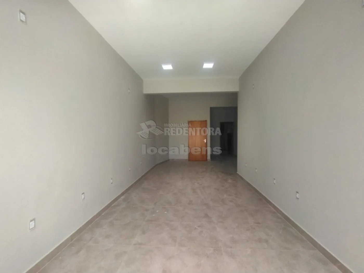Alugar Comercial / Sala em São José do Rio Preto R$ 2.000,00 - Foto 3