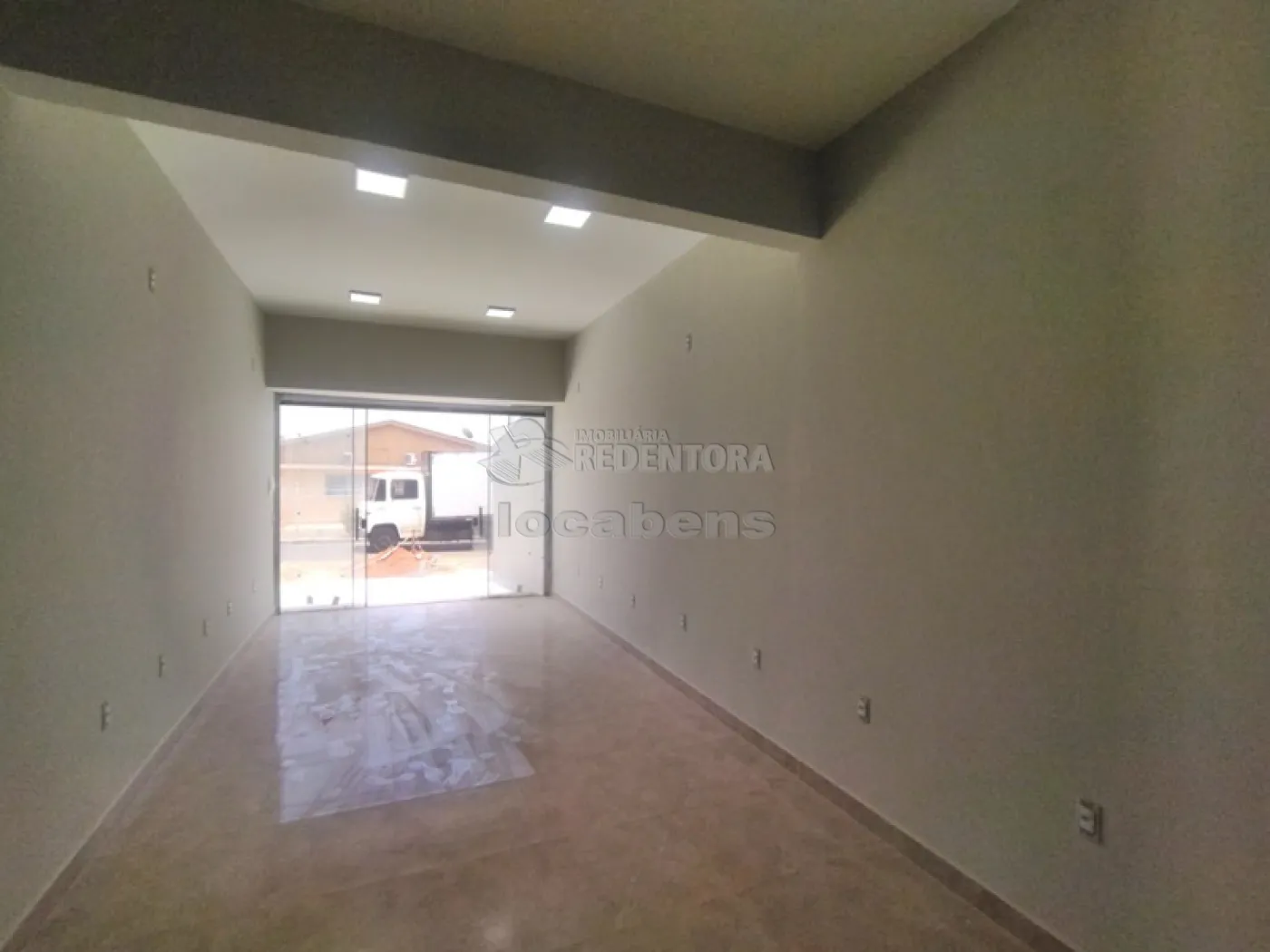 Alugar Comercial / Sala em São José do Rio Preto R$ 2.000,00 - Foto 5