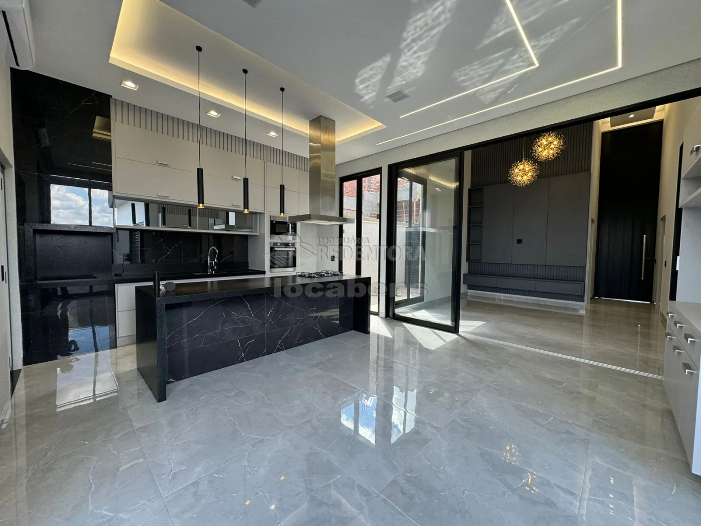Casa de Condomínio à venda com 3 quartos, 170m² - Foto 2